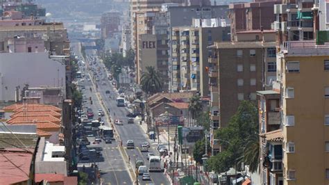 calle isla cristina malaga|Calle Isla Cristina, Málaga (Carretera de Cádiz, 25 Años de Paz)